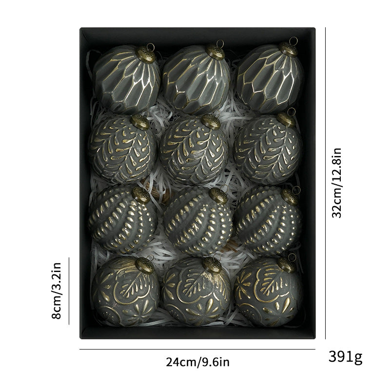 Renaissance-style Christmas ball decoration