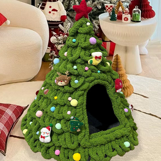 Christmas Tree Felt Cat Bed