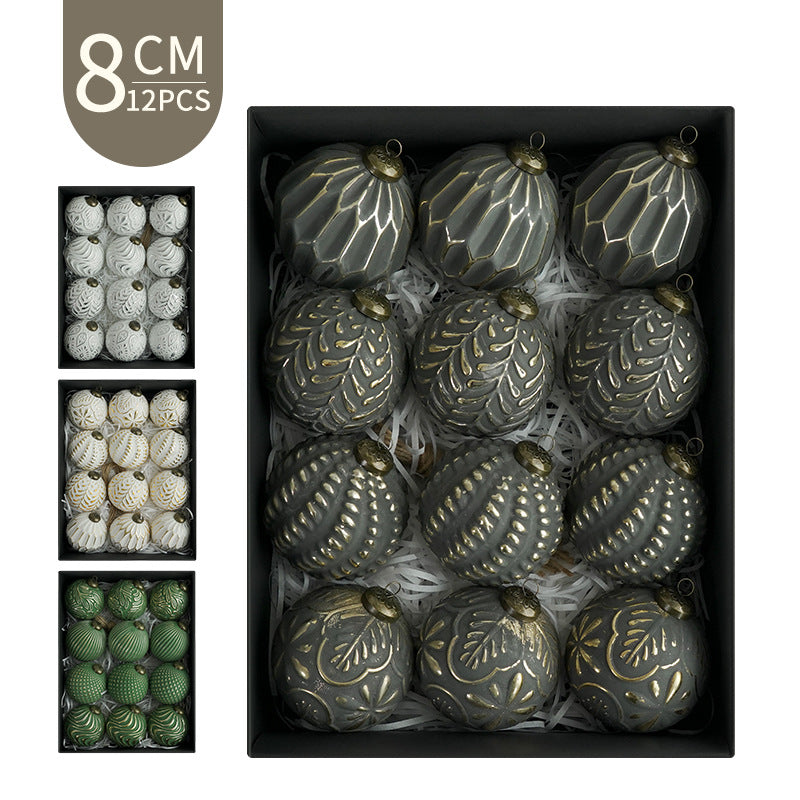 Renaissance-style Christmas ball decoration