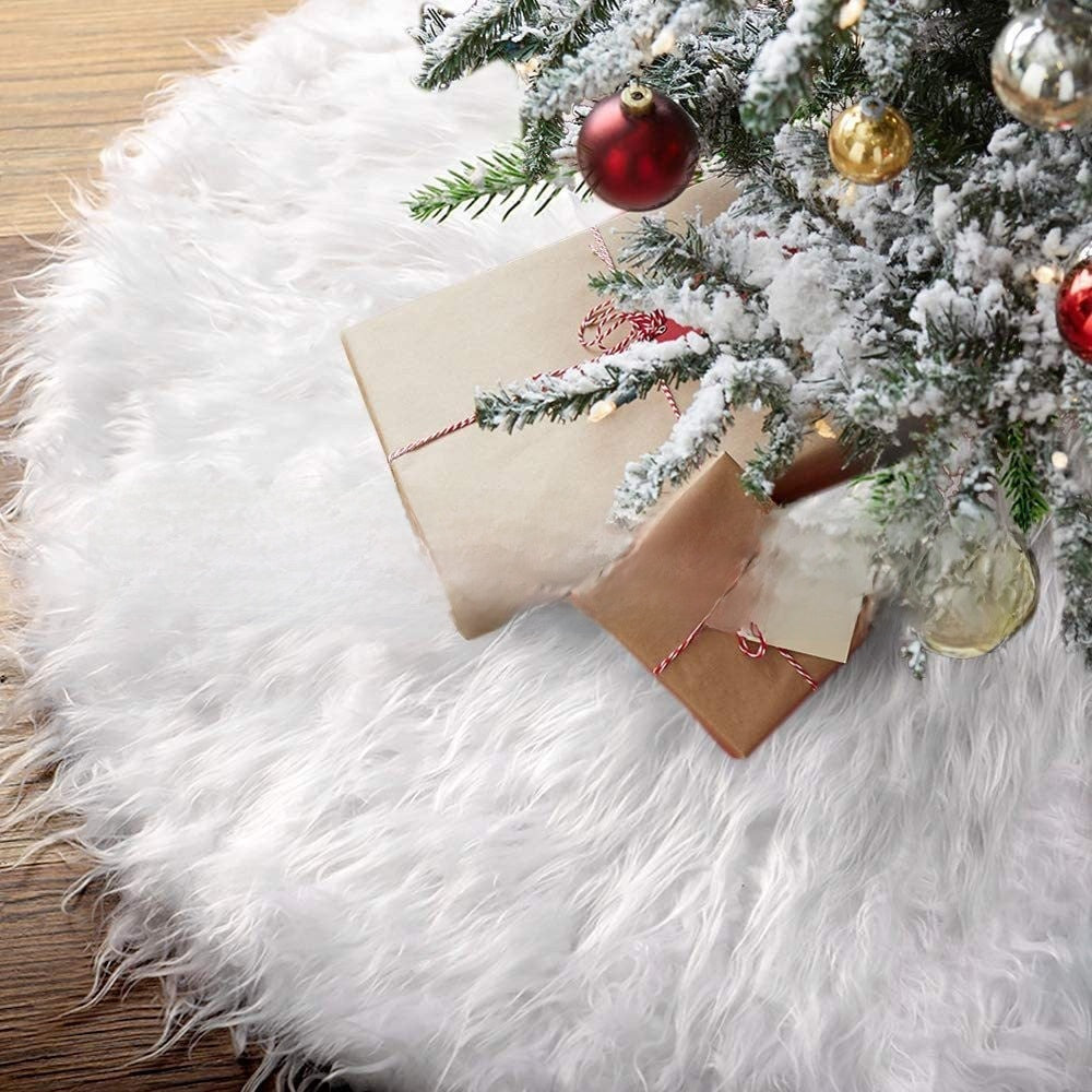 Plush Christmas Tree Skirt