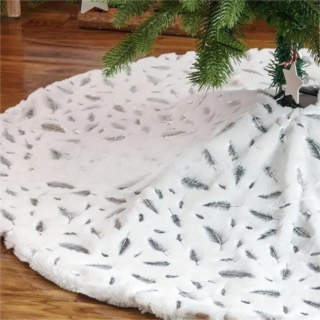 Plush Christmas Tree Skirt