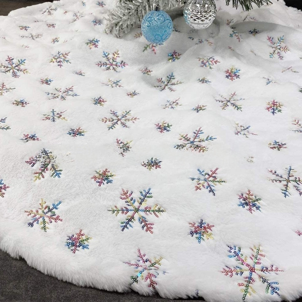 Plush Christmas Tree Skirt